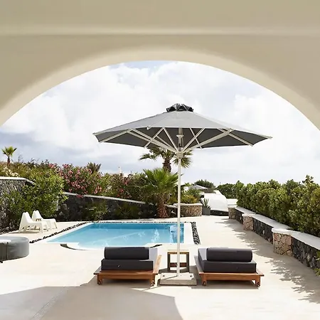 Modern & Comfortable Santorini 3 Bedrooms Aqua Private Pool Villa