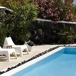 Modern & Comfortable Santorini 3 Bedrooms Aqua Private Pool ヴィラ *