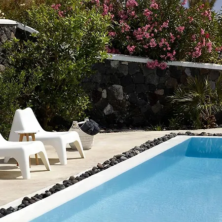 Modern & Comfortable Santorini 3 Bedrooms Aqua Private Pool 别墅 *