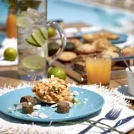 Villa Aqua: Modern Santorini Retreat With Private Pool Karterados (Santorini)