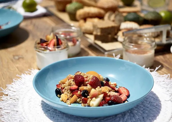 Modern & Comfortable Santorini 3 Bedrooms Aqua Private Pool