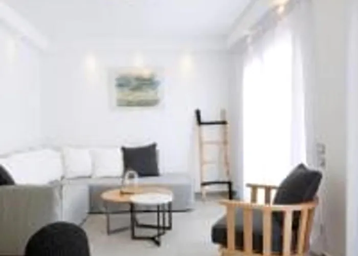 Modern & Comfortable Santorini 3 Bedrooms Aqua Private Pool Vila Karterados (Santorini)