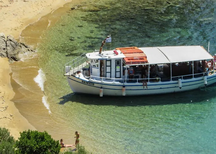 Modern & Comfortable Santorini 3 Bedrooms Aqua Private Pool *