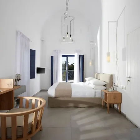 Modern & Comfortable Santorini 3 Bedrooms Aqua Private Pool *