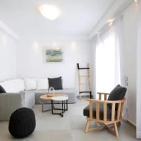 Modern & Comfortable Santorini 3 Bedrooms Aqua Private Pool Villa Karterados (Santorini)